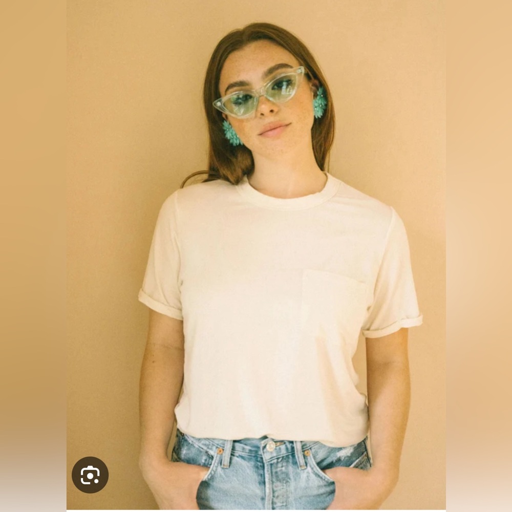 EUC Jackson Rowe lovegrass tee (M)